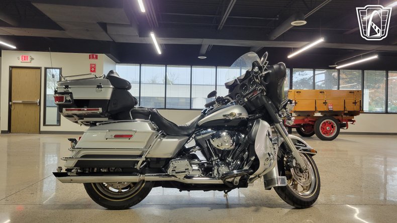 2003 Harley Davidson FLHTCUI 25
