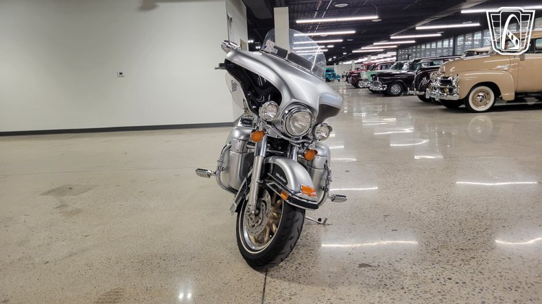 2003 Harley Davidson FLHTCUI 31