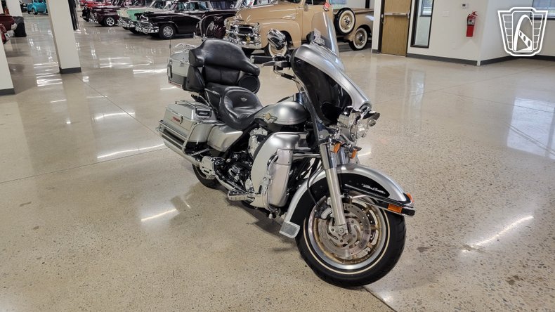 2003 Harley Davidson FLHTCUI 30