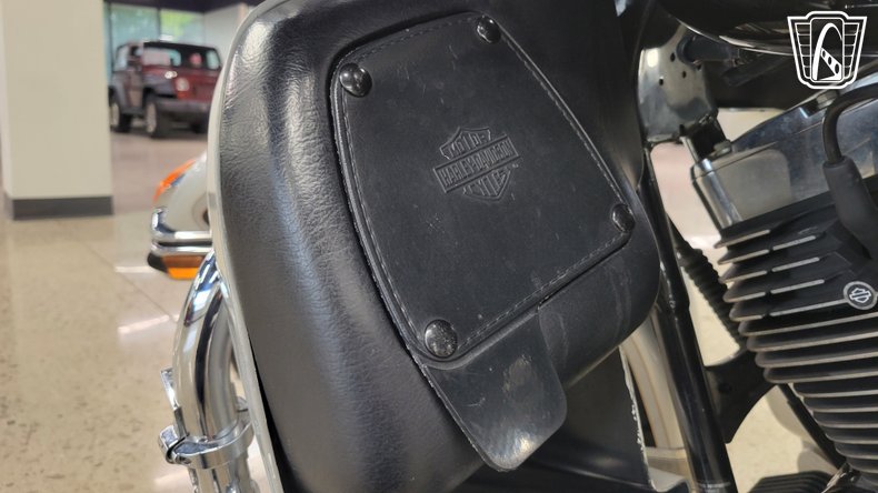 2003 Harley Davidson FLHTCUI 44