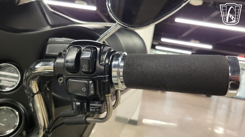 2003 Harley Davidson FLHTCUI 106