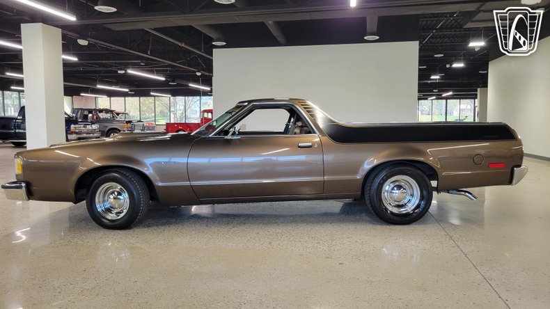 1977 Ford Ranchero 2