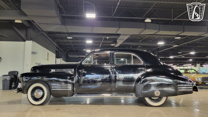 1941 Cadillac Series 62 2