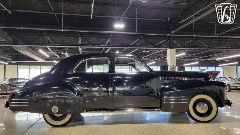 1941 Cadillac Series 62 36