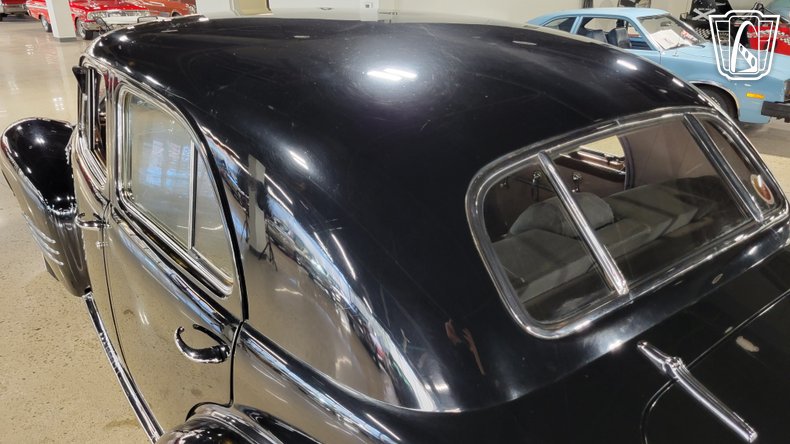 1941 Cadillac Series 62 57
