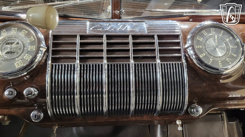 1941 Cadillac Series 62 17