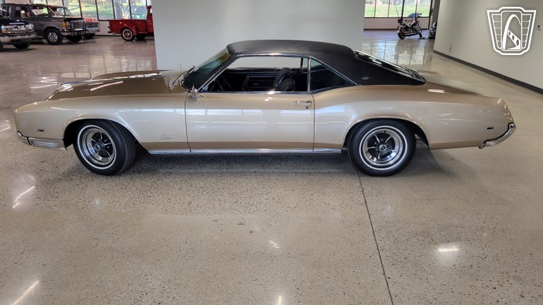 1967 Buick Riviera 23