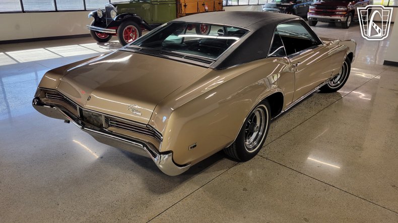 1967 Buick Riviera 31