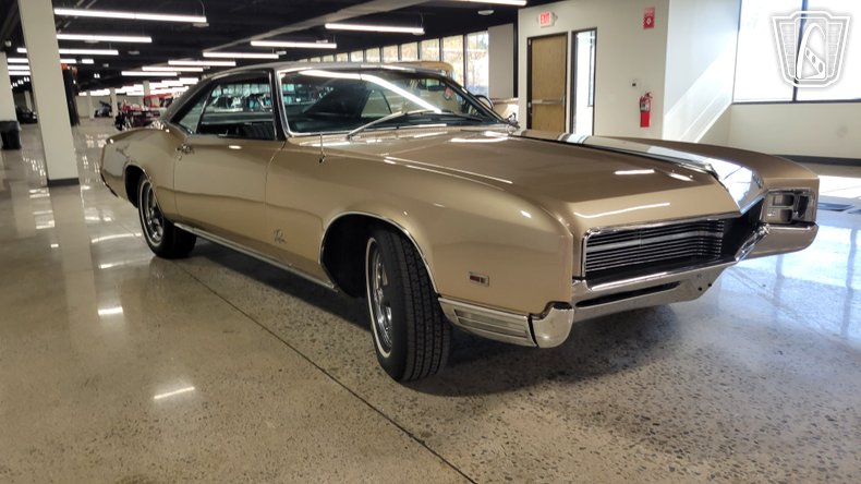 1967 Buick Riviera 36