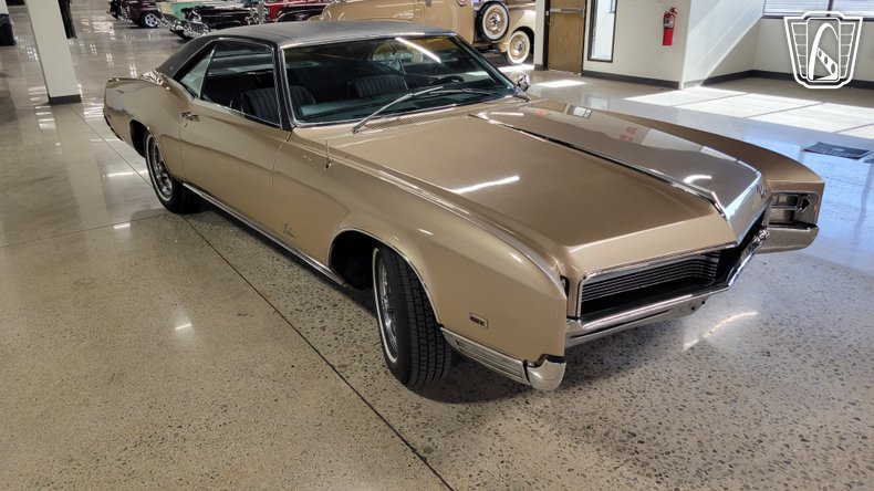 1967 Buick Riviera 37