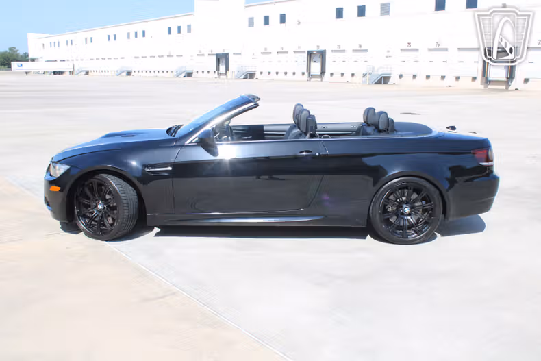2009 BMW M3 second image