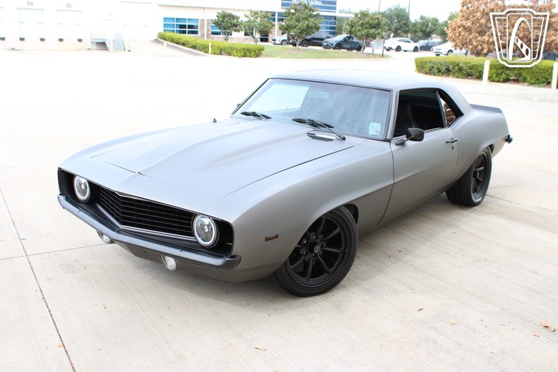1969 Chevrolet Camaro 38