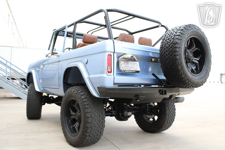1970 Ford Bronco 25