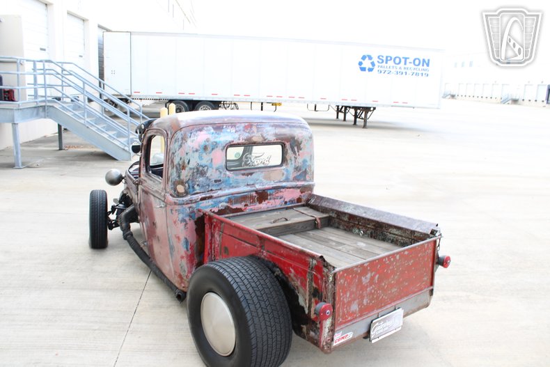1946 Ford F100 23