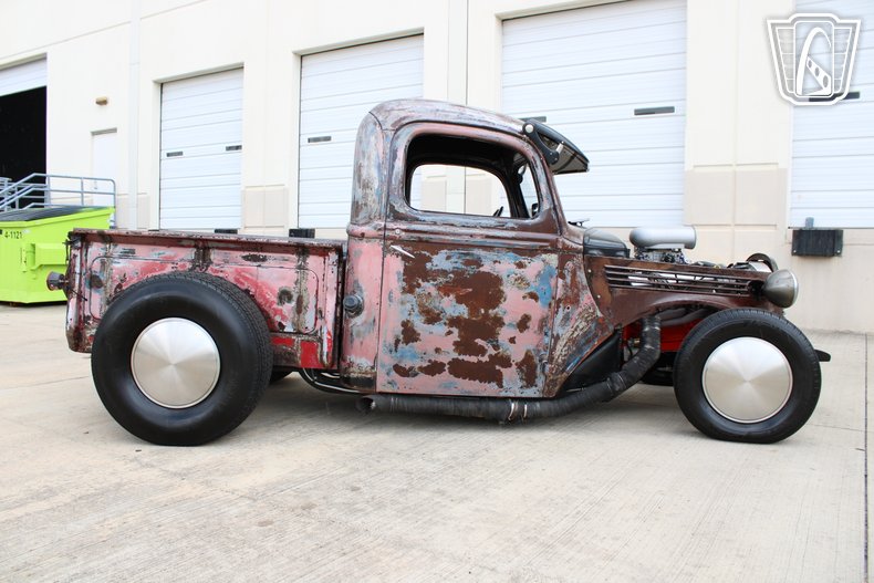 1946 Ford F100 33