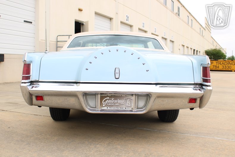 1970 Lincoln Mark III 27