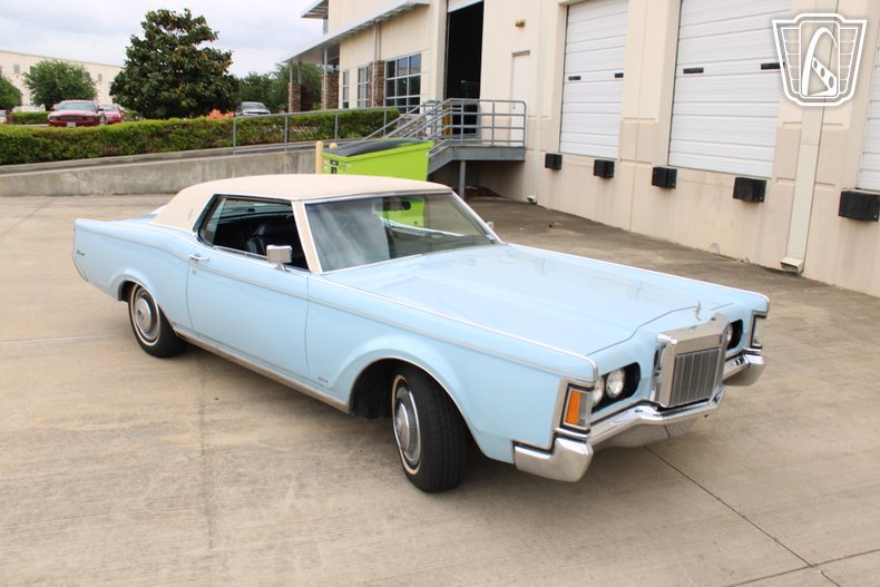 1970 Lincoln Mark III 33