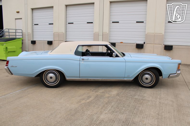 1970 Lincoln Mark III 32