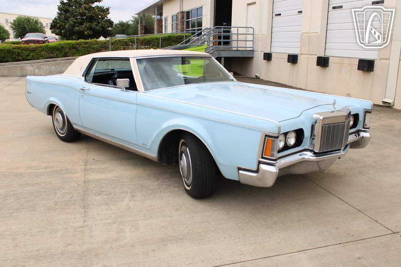 1970 Lincoln Mark III 34