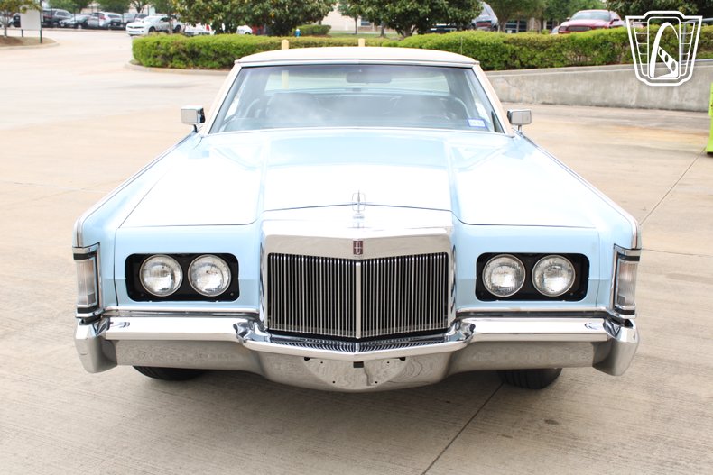 1970 Lincoln Mark III 11