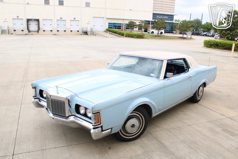 1970 Lincoln Mark III 37