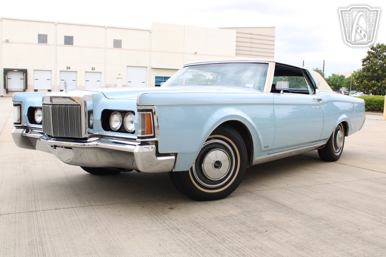 1970 Lincoln Mark III 13