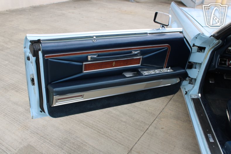 1970 Lincoln Mark III 17