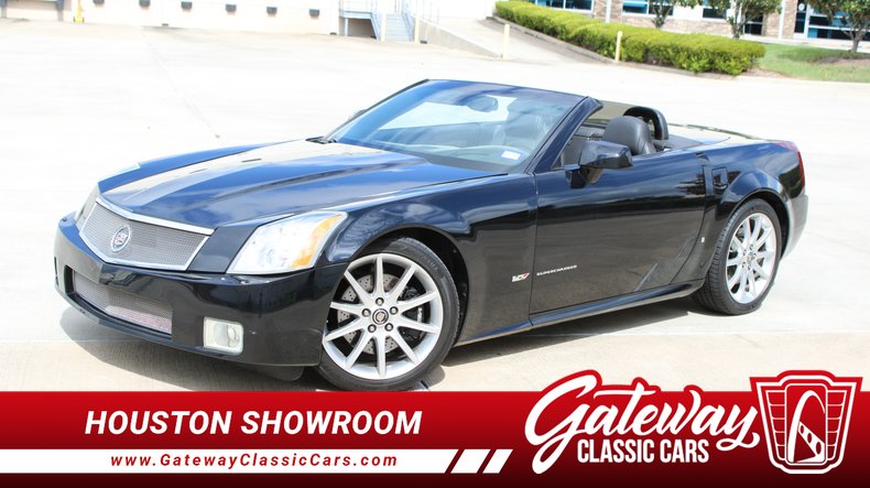 2006 Cadillac XLR-V 1
