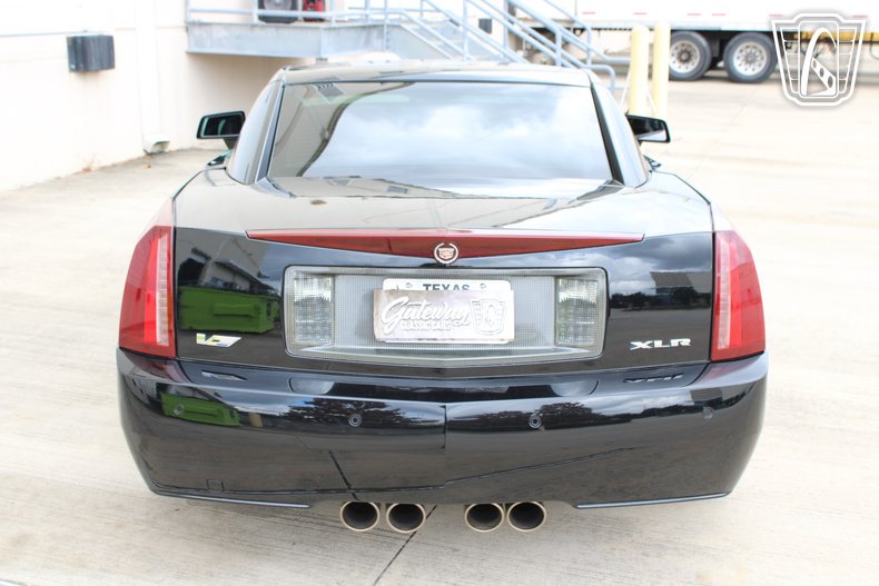 2006 Cadillac XLR-V 34