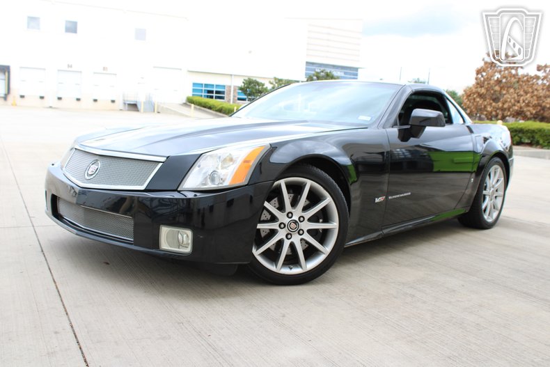 2006 Cadillac XLR-V 13