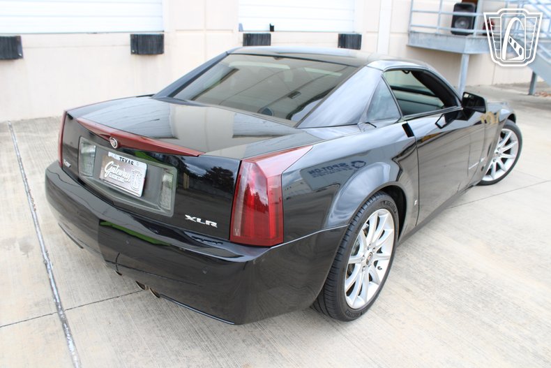 2006 Cadillac XLR-V 16