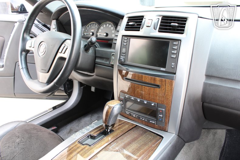 2006 Cadillac XLR-V 6