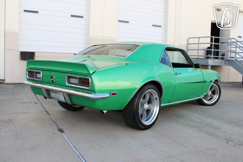 1968 Chevrolet Camaro 30