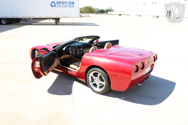2000 Chevrolet Corvette 23