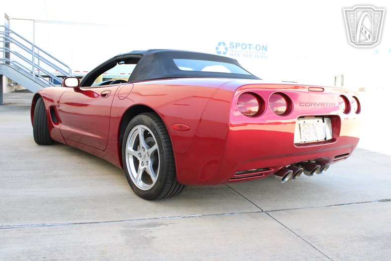 2000 Chevrolet Corvette 32