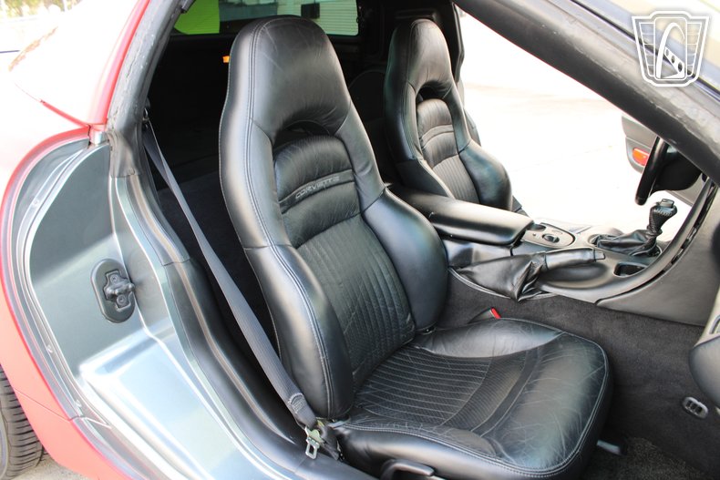 2003 Chevrolet Corvette 8