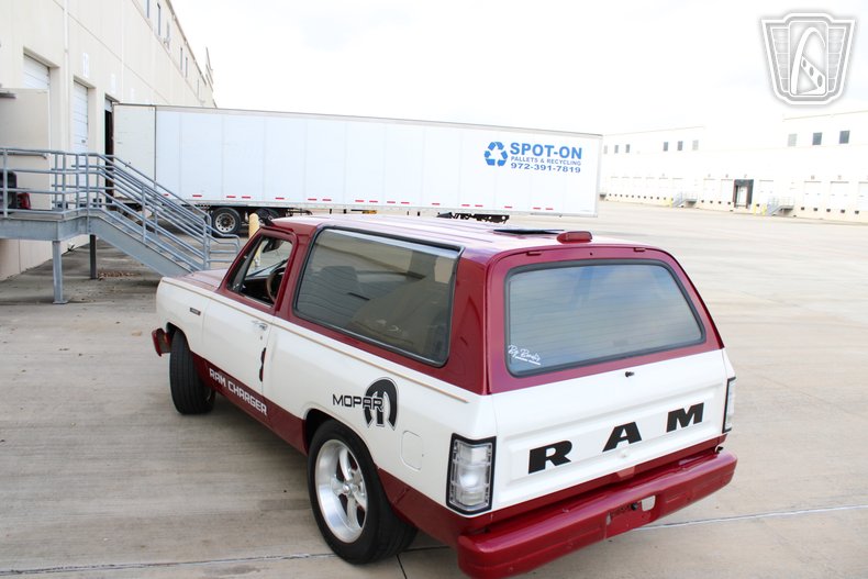 1992 Dodge Ramcharger 23