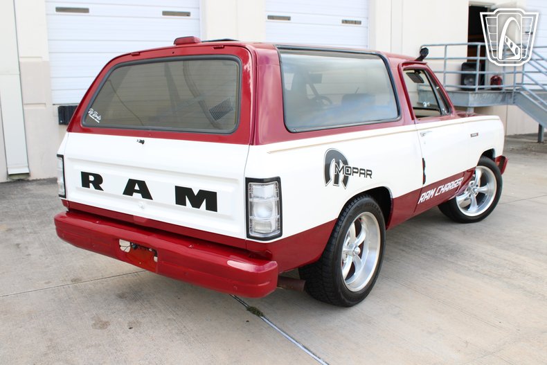 1992 Dodge Ramcharger 29
