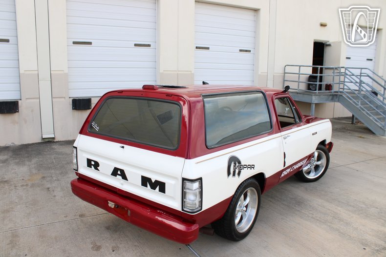 1992 Dodge Ramcharger 28