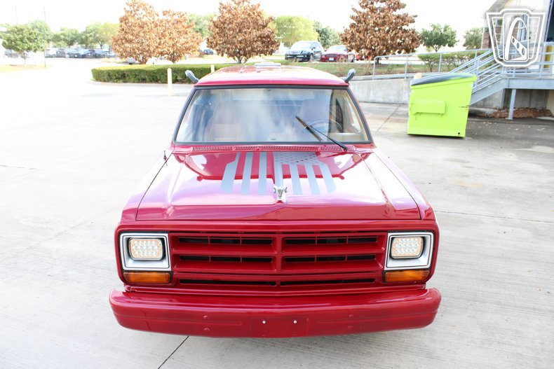 1992 Dodge Ramcharger 35