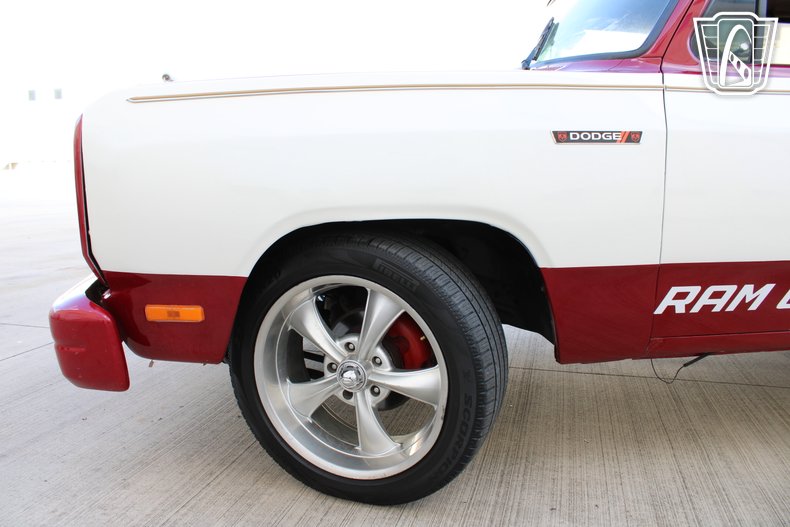 1992 Dodge Ramcharger 40