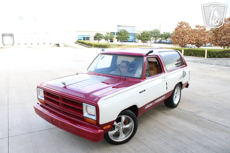 1992 Dodge Ramcharger 37