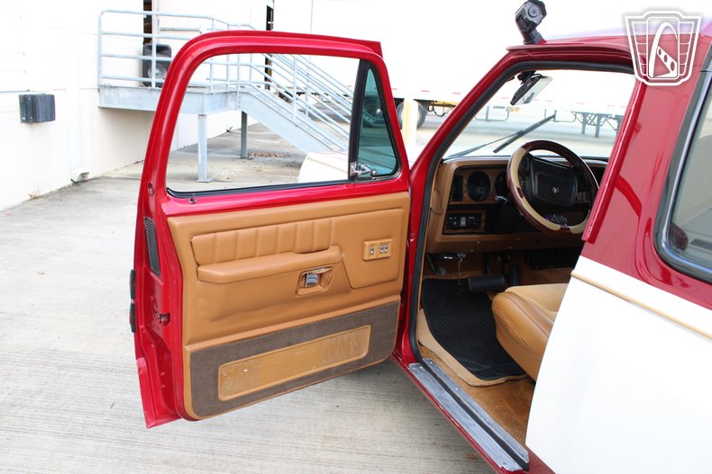1992 Dodge Ramcharger 17