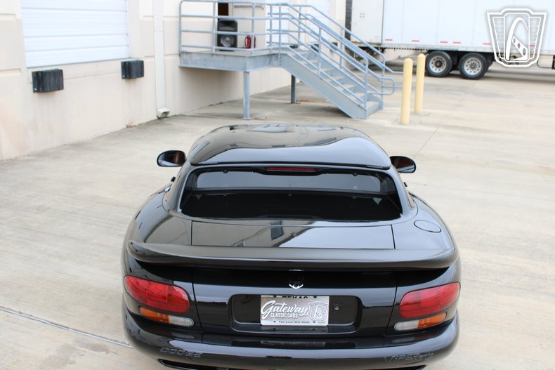 2000 Dodge Viper 27