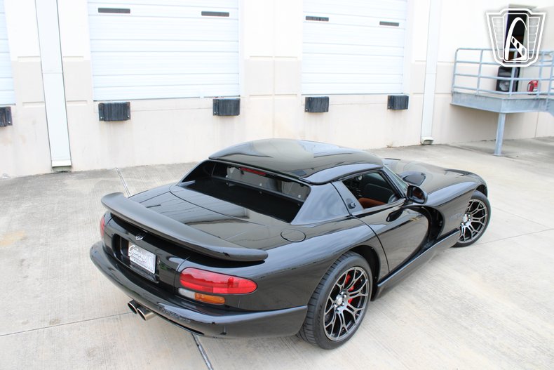 2000 Dodge Viper 29
