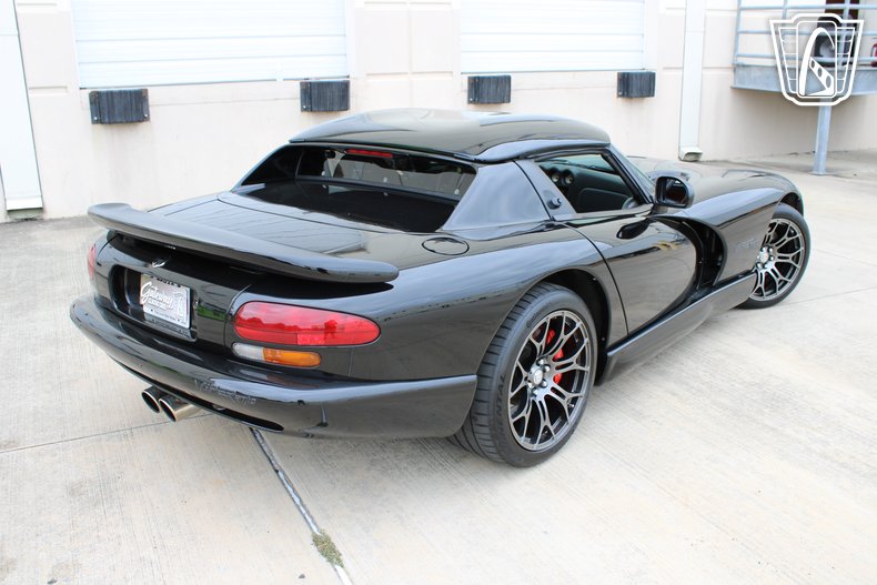 2000 Dodge Viper 30