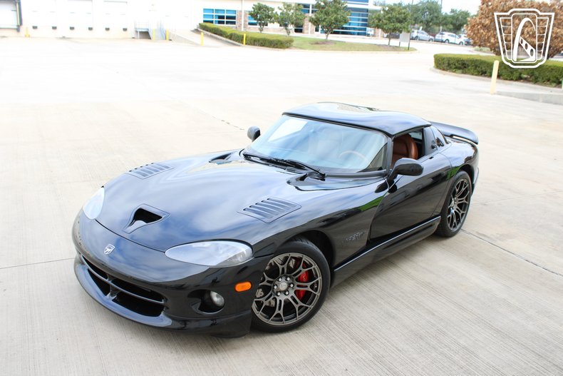 2000 Dodge Viper 38