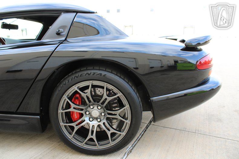 2000 Dodge Viper 46