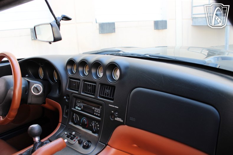 2000 Dodge Viper 109