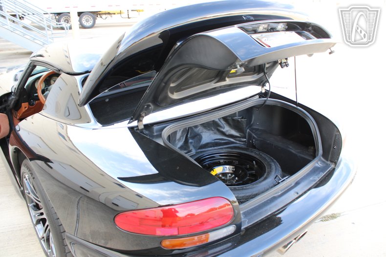 2000 Dodge Viper 121